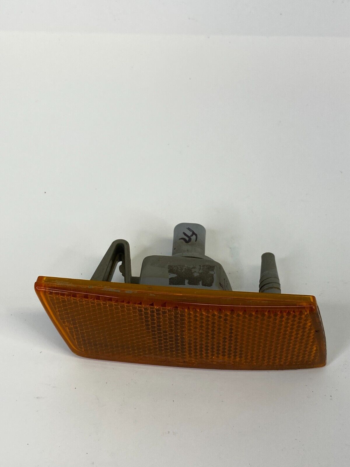 2005-2010 Chrysler 300 Front Right Pass Bumper Side Marker Light Lamp Assy OEM