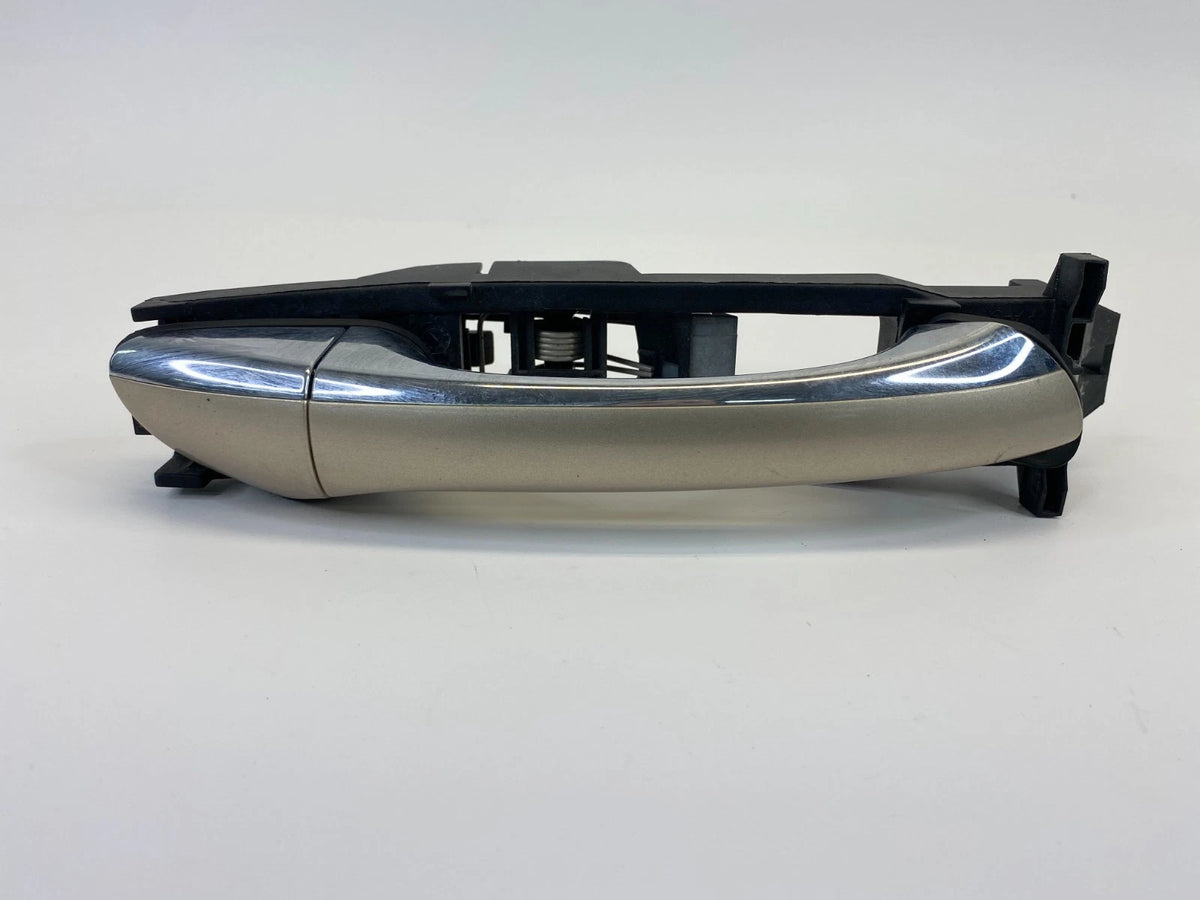 2003-2009 MERCEDES-BENZ E500 REAR RIGHT SIDE EXTERIOR OUTER DOOR HANDLE OEM