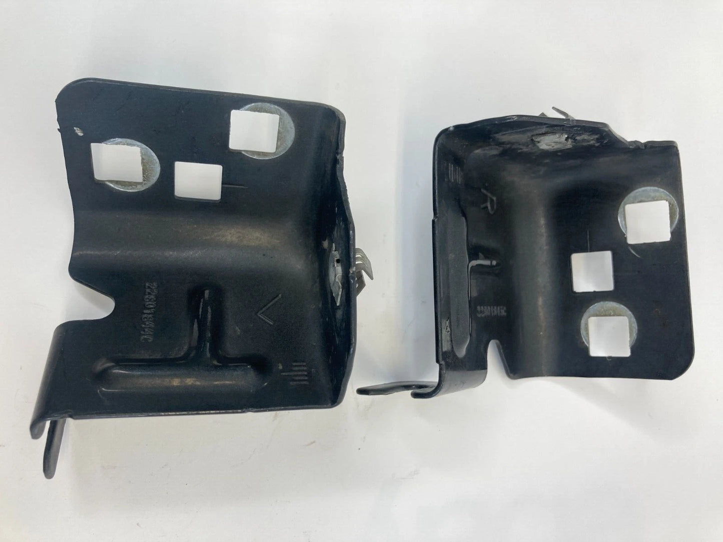 2013-2015 CHEVROLET MALIBU HEADLIGHT MOUNT BRACKET LH RH OEM FACTORY 22801844