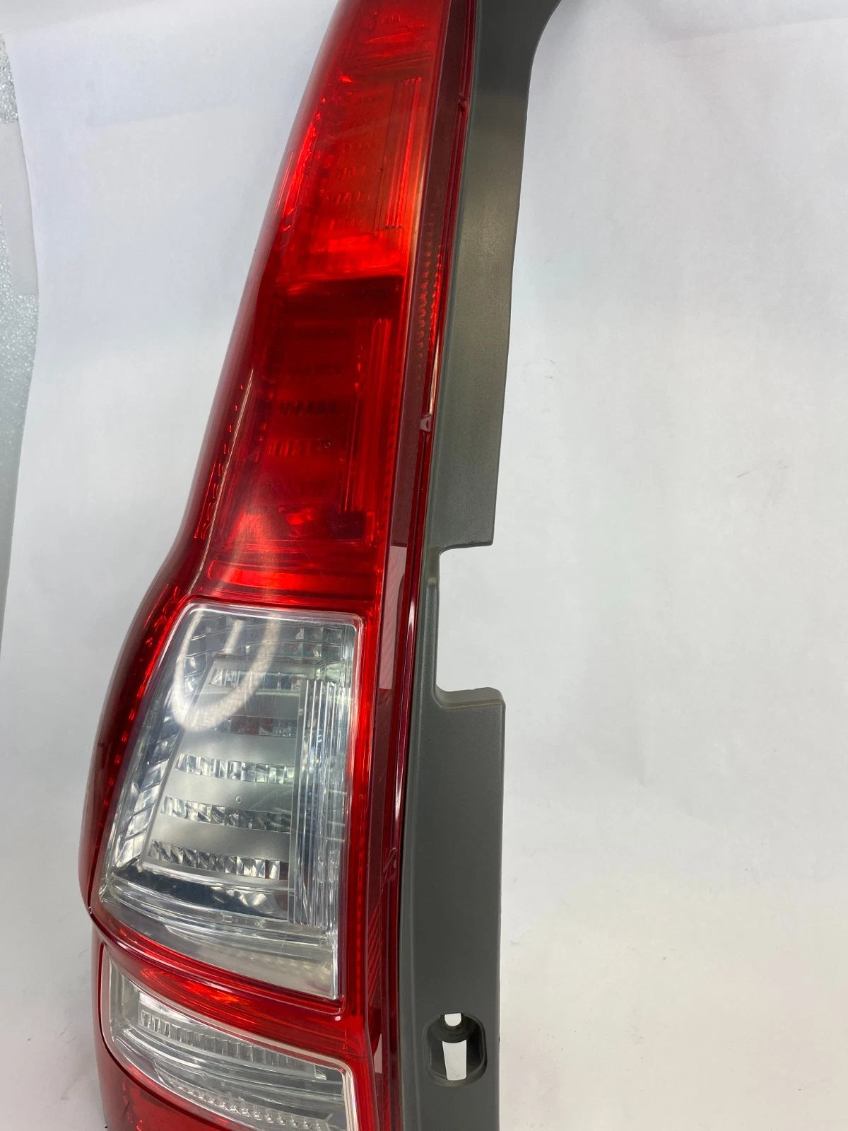 2007-2011 HONDA CR-V LEFT LH REAR TAIL LIGHT LAMP QUARTER PANEL OEM
