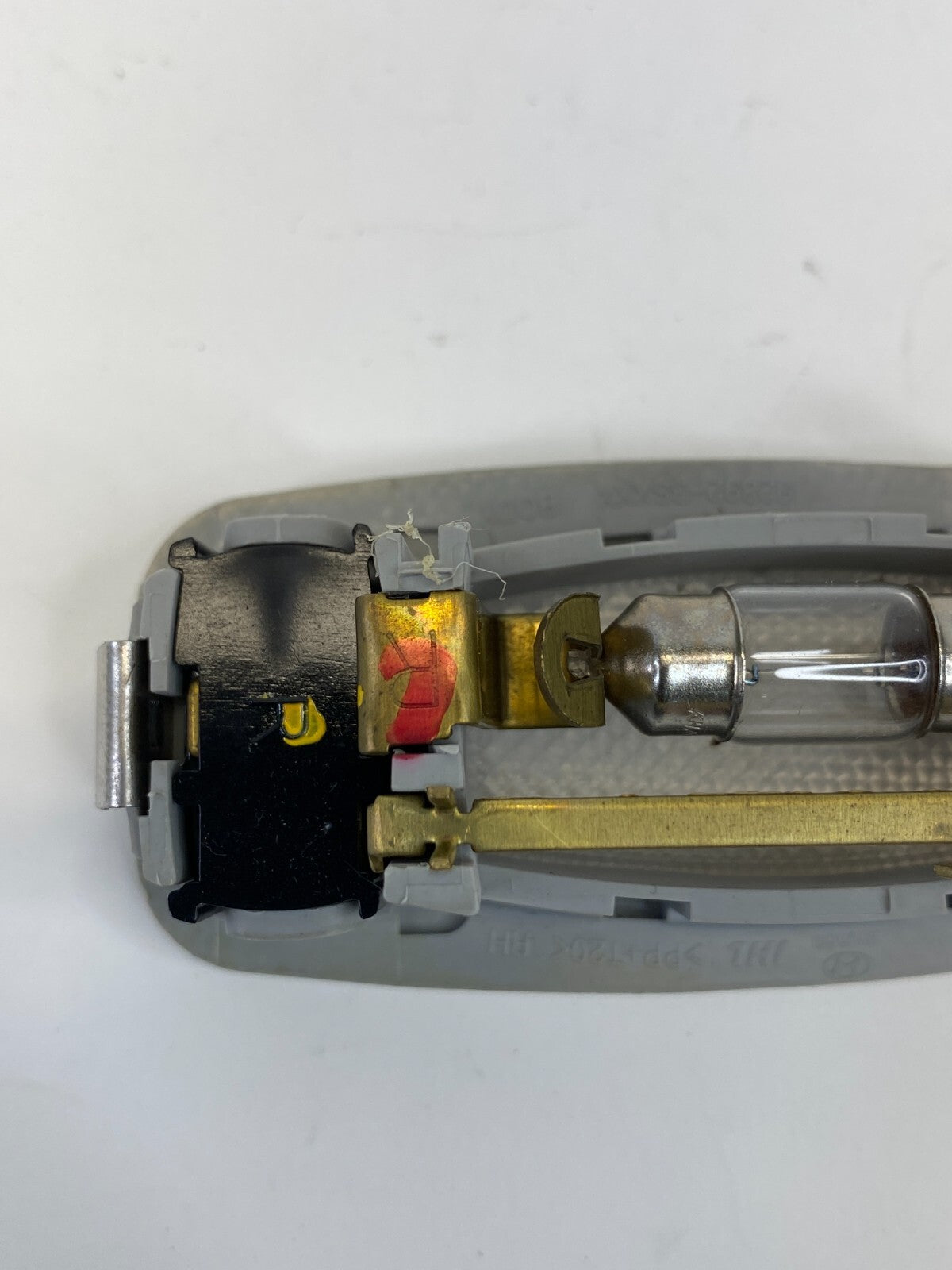 2013-2018 Hyundai Santa Fe Roof Sunvisor Dome Map Lamp Vanity Light 92892-3SXXX