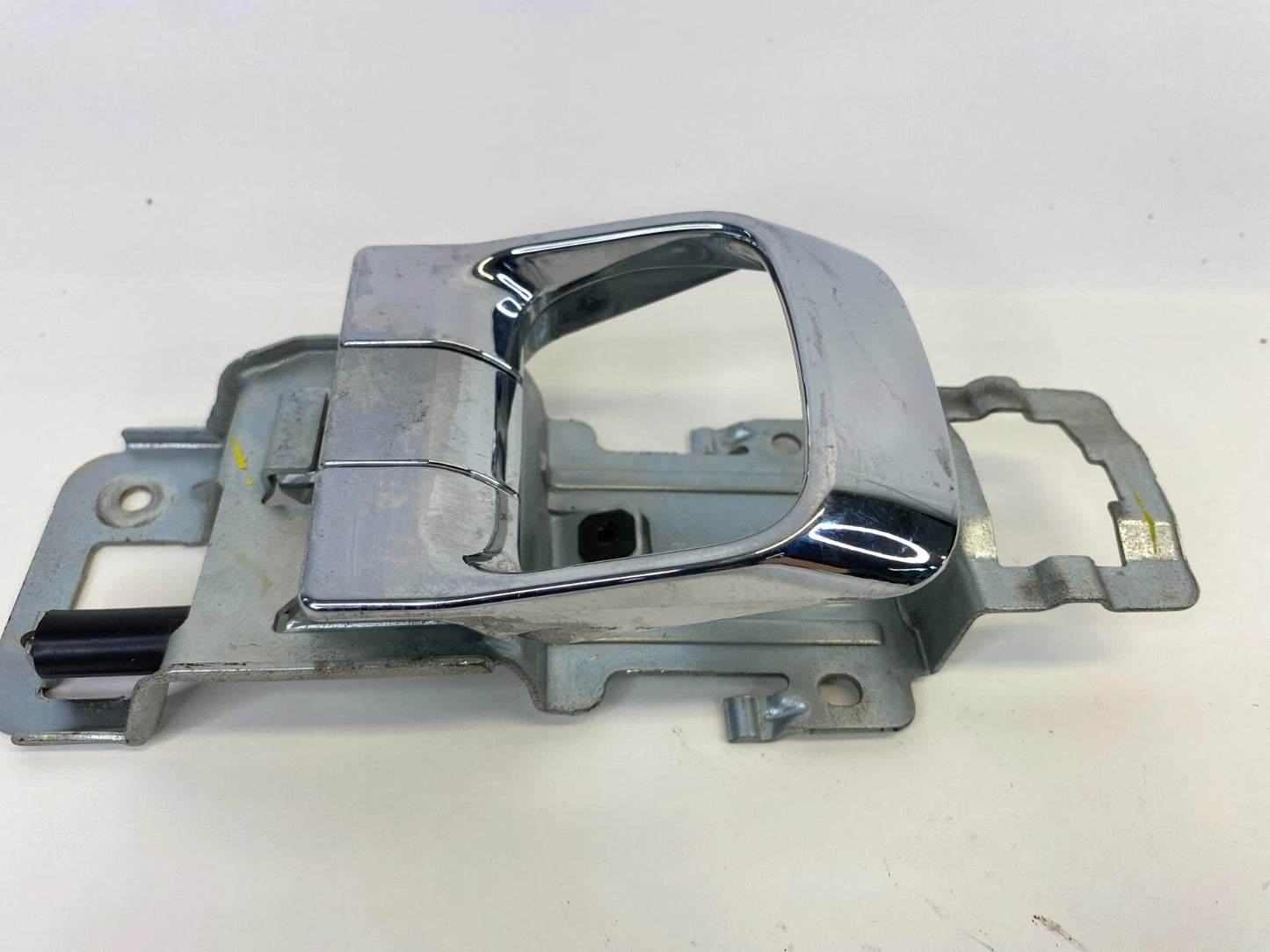 2007 2008 2009 SUZUKI XL-7 XL7 REAR RIGHT SIDE INTERIOR INNER DOOR HANDLE OEM