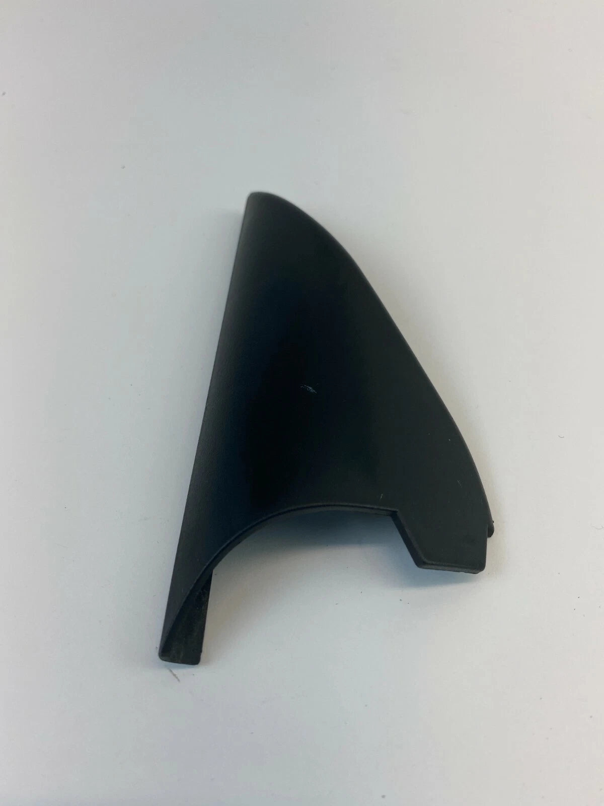 2000 2001 AUDI A4 SEDAN REAR PASSENGER RIGHT CORNER BEZEL TRIM 8D5857570 OEM