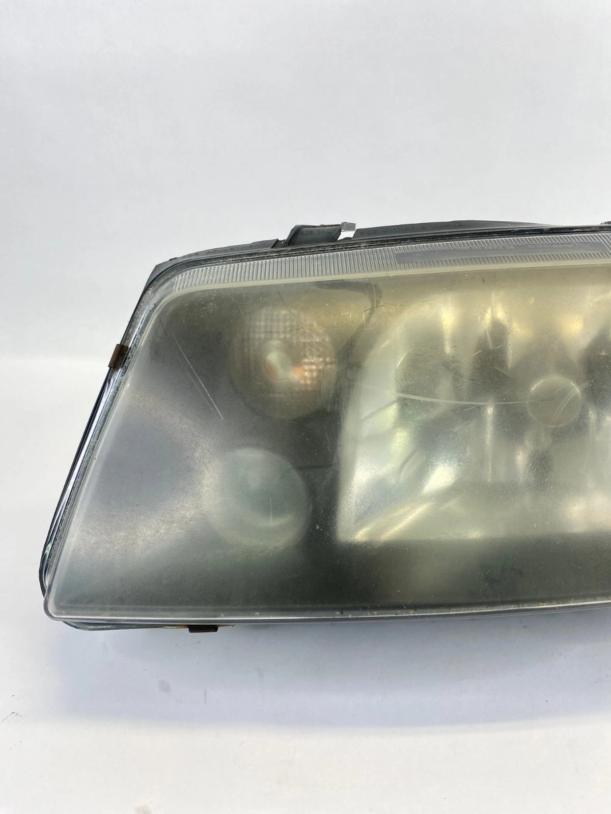 2004 2005 VOLKSWAGEN JETTA FRONT LEFT DRIVER SIDE HEADLIGHT OEM FACTORY 96359600