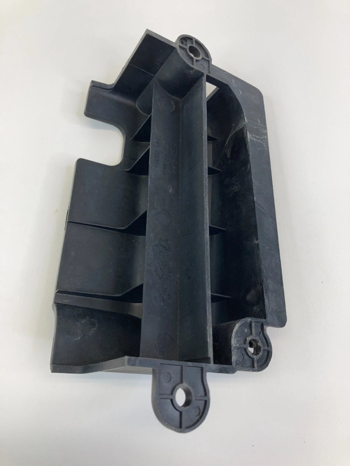 2010 2011 KIA SOUL 2.0L AIR INTAKE DUCT COVER SHIELD FILTER PANEL 28213-2K000