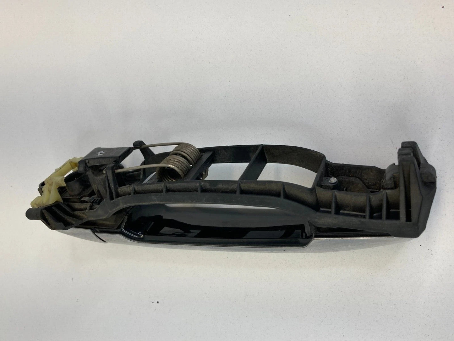 99-03 MERCEDES-BENZ CLK430 CONVERTIBLE RIGHT PASSENGER DOOR EXTERIOR DOOR HANDLE