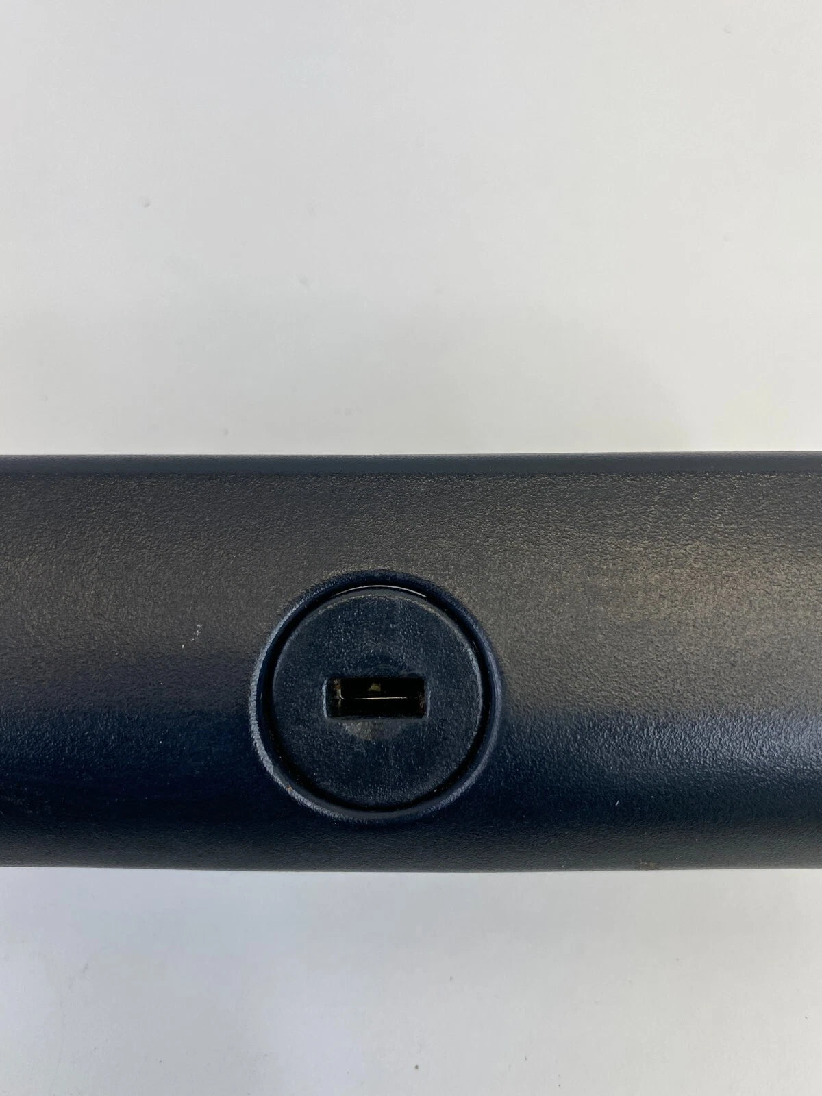 2001-2006 BMW 330XI FRONT DASH GLOVE BOX LOCK OPENER HANDLE ASSY OEM