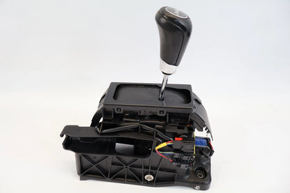 2011-2013 JEEP GRAND CHEROKEE AUTOMATIC FLOOR GEAR SHIFTER LEVER HANDLE ASSEMBLY