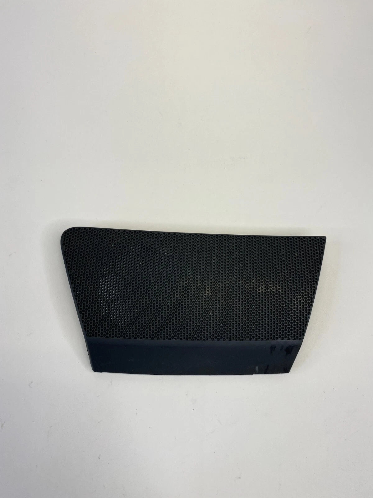 12-19 VW PASSAT DASH FRONT LEFT DRIVER SIDE SPEAKER GRILLE COVER 561857209 OEM