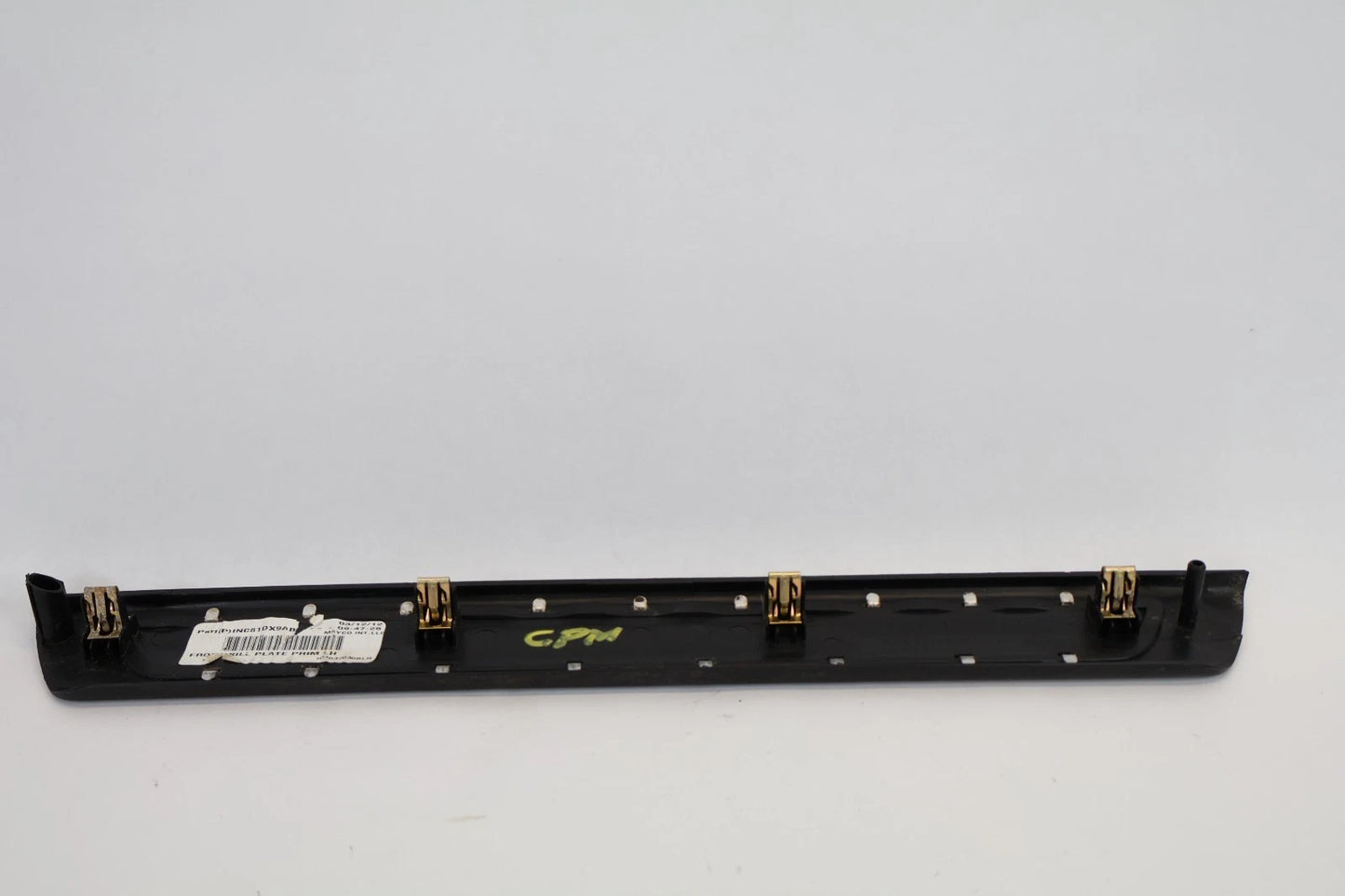 2011-2021 GRAND CHEROKEE FRONT LEFT DOOR SILL SCUFF PLATE MOLDING OEM INC81DX9AB