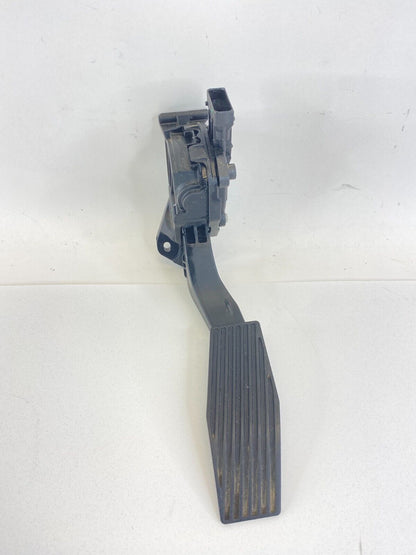 11-15 Cruze 12-17 Verano Accelerator Gas Pedal w/ Pedal Travel Sensor 13252702