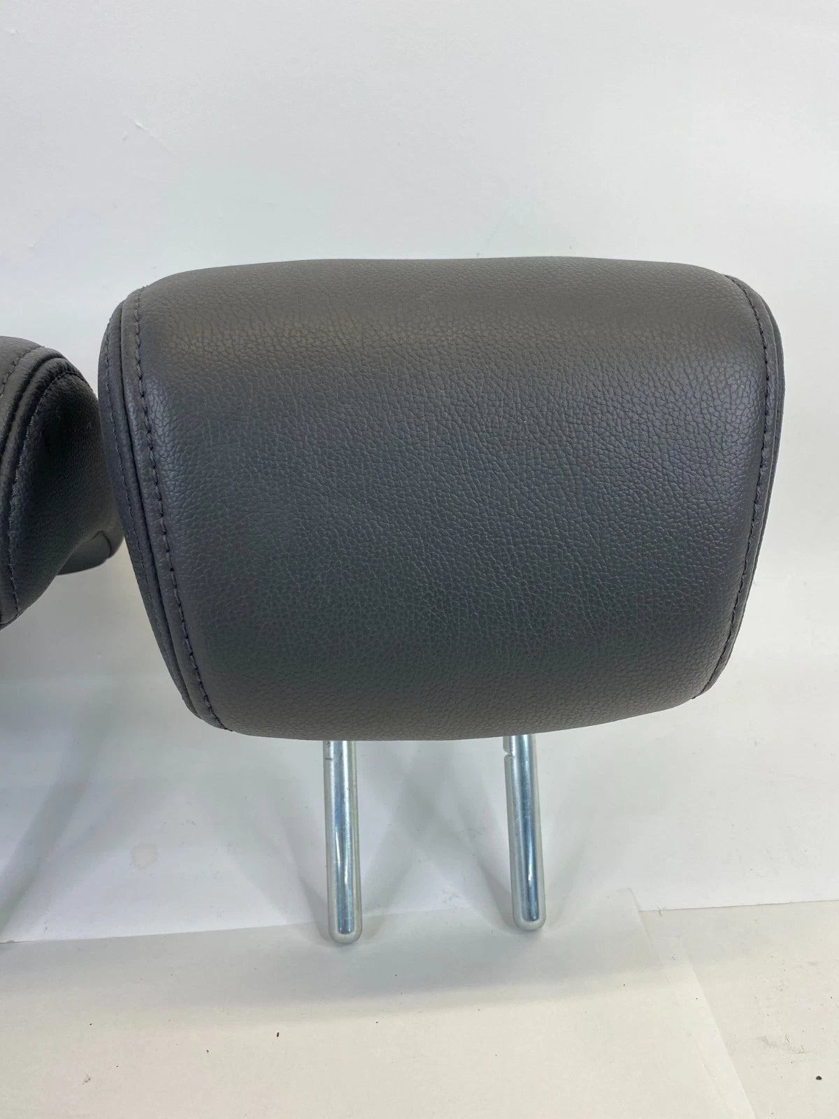 2010 2011 ACURA RDX REAR LEFT & RIGHT & MIDDLE SEAT HEADREST HEAD REST OEM