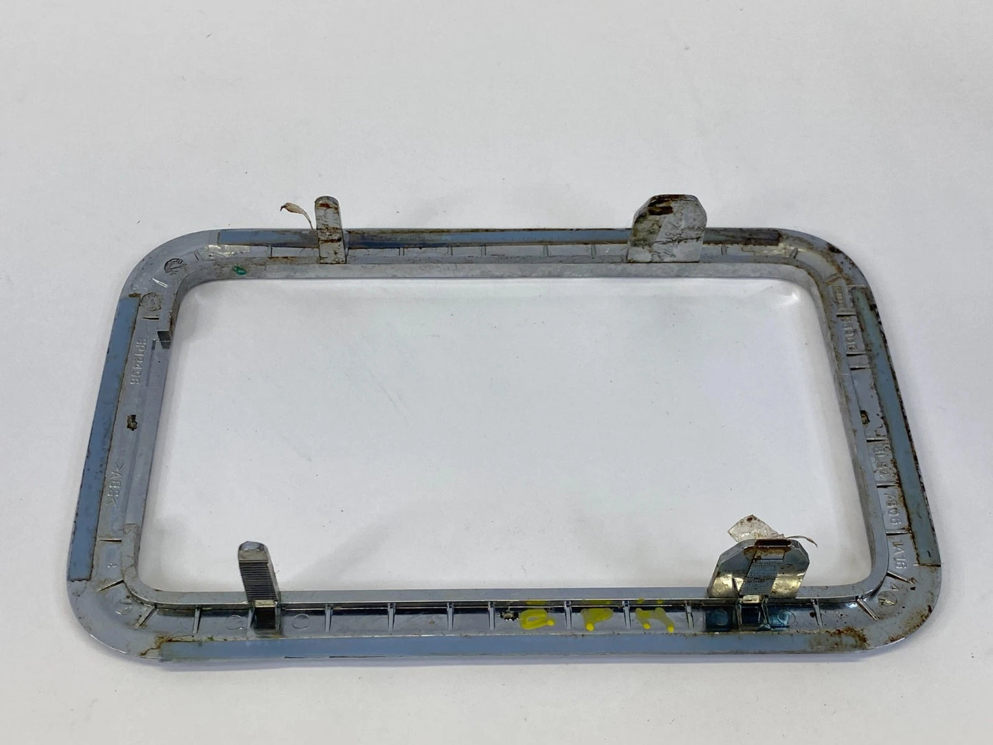 2008-2012 FORD ESCAPE CENTER CONSOLE SHIFTER SHIFT BEZEL SURROUND 8L8478061A16