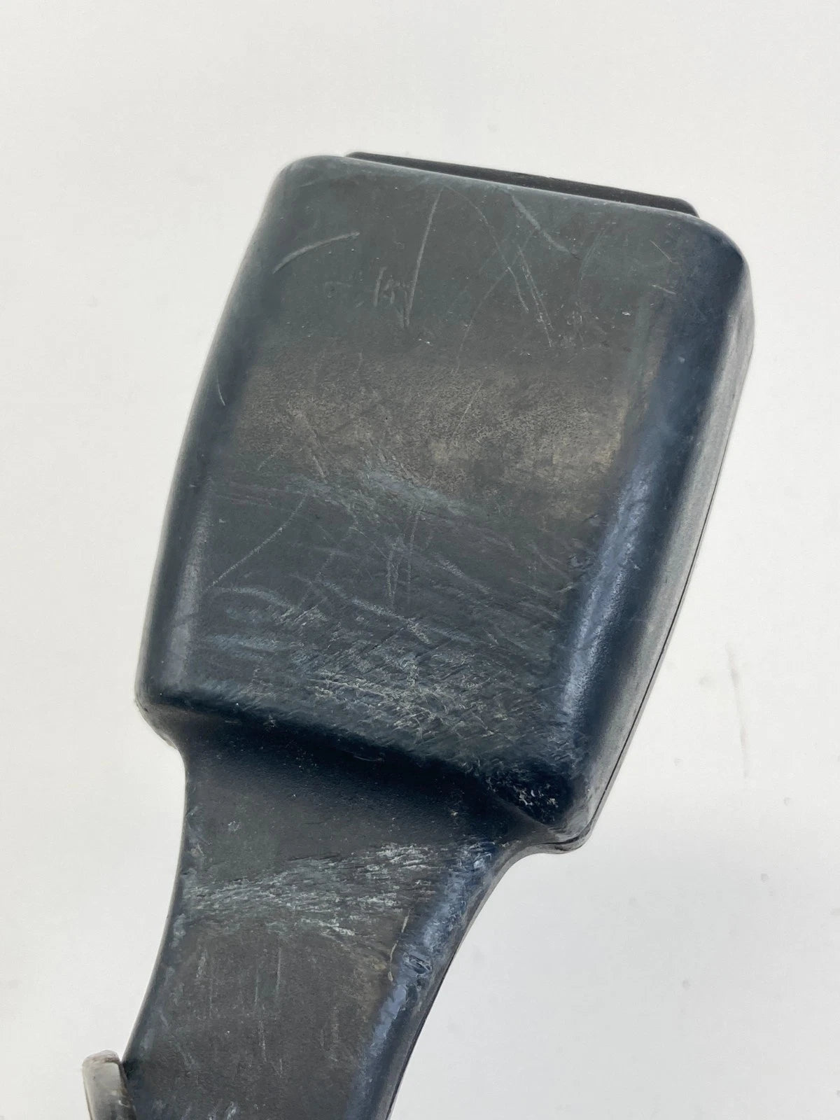 2013-2019 FORD EXPLORER 16-19 INTERCEPTOR FRONT LEFT DRIVER SEAT BELT BUCKLE OEM