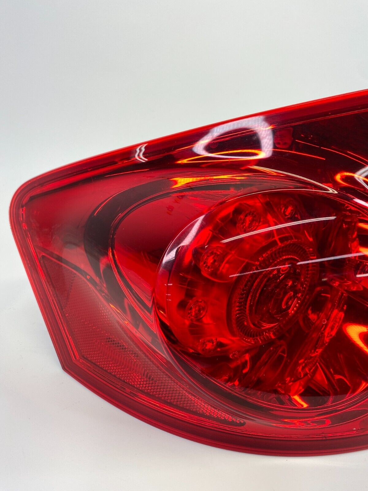 2007 2008 Infiniti G35 Sedan Rear Left Driver Side Tail Light Taillight Lamp