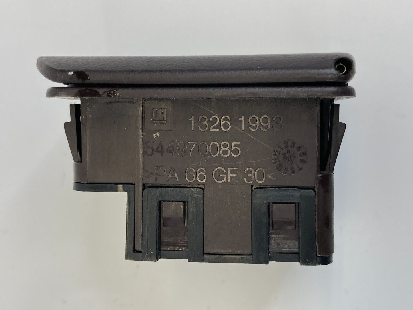 11-16 Buick Regal Center Console 120 Volt Power Outlet Receptacle 1333285 OEM