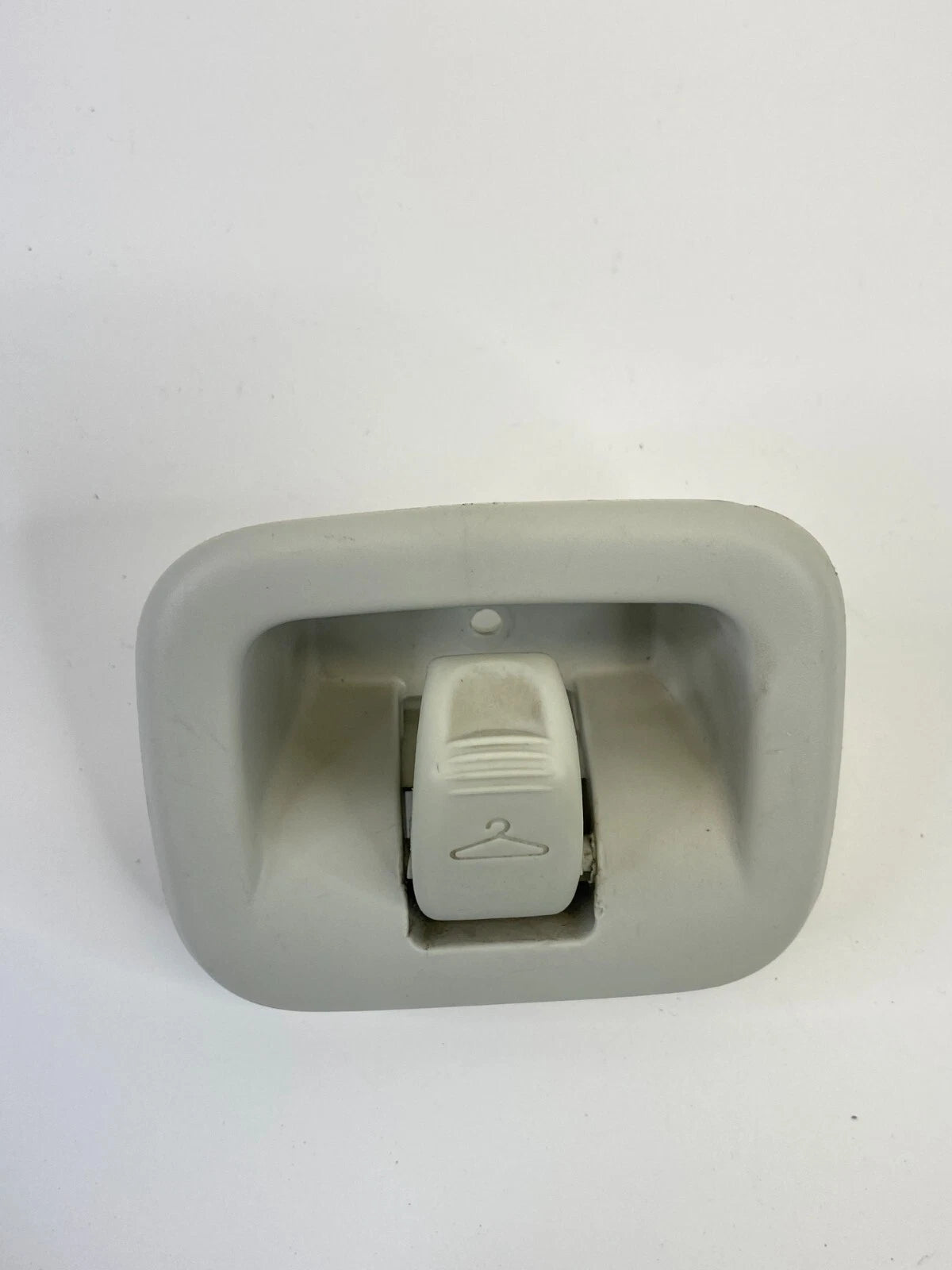 2009-2014 VOLKSWAGEN ROUTAN INTERIOR INNER ROOF HANGER COAT HOOK COVER L0051505