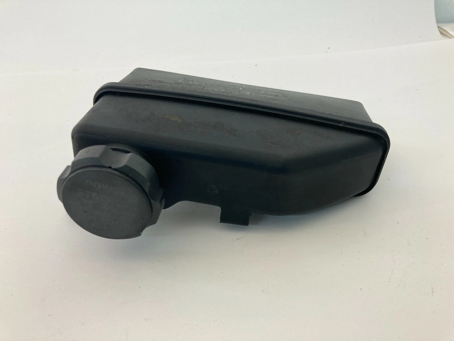 1999-2005 VOLVO XC70 V70 FRONT ENGINE COMPARTIMENT HYDRAULIC FLUID RESERVOIR OEM