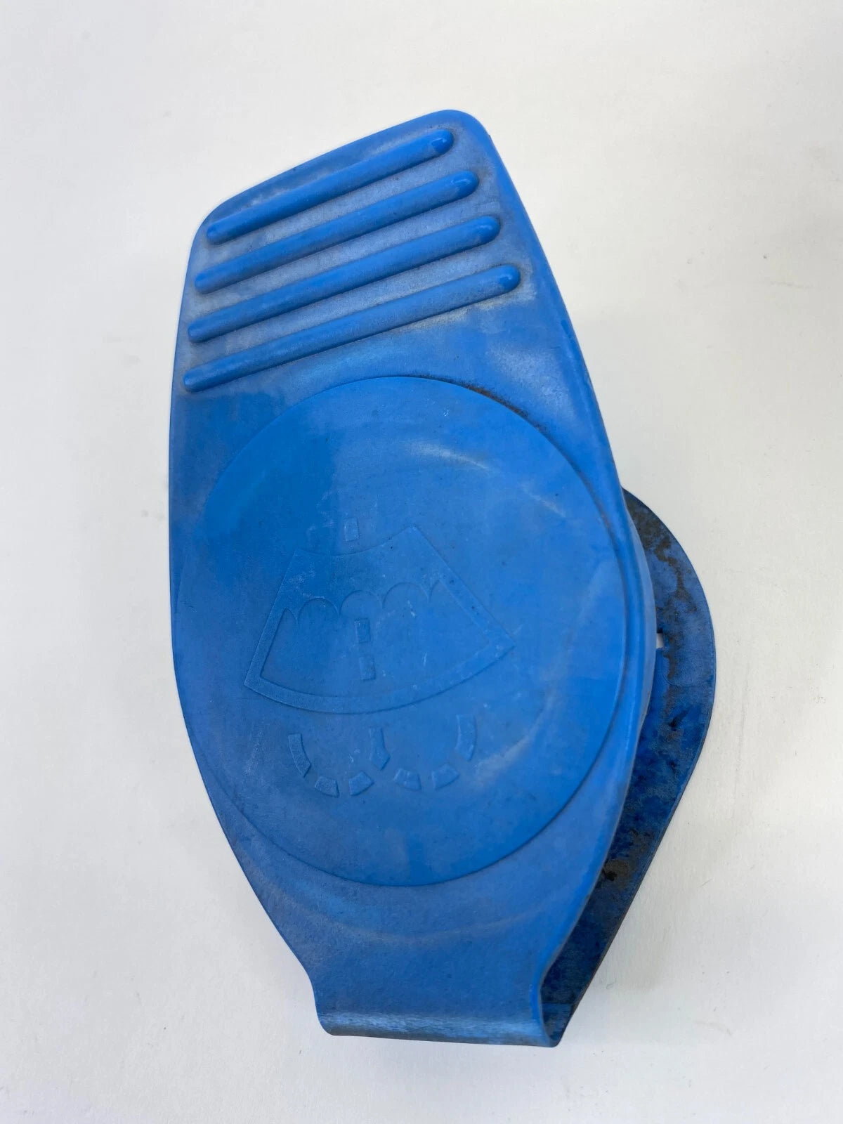 1993-2018 VOLKSWAGEN JETTA FRONT WINDSHIELD WASHER RESERVOIR CAP OEM 8D0-955-455