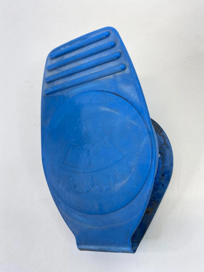 1993-2018 VOLKSWAGEN JETTA FRONT WINDSHIELD WASHER RESERVOIR CAP OEM 8D0-955-455
