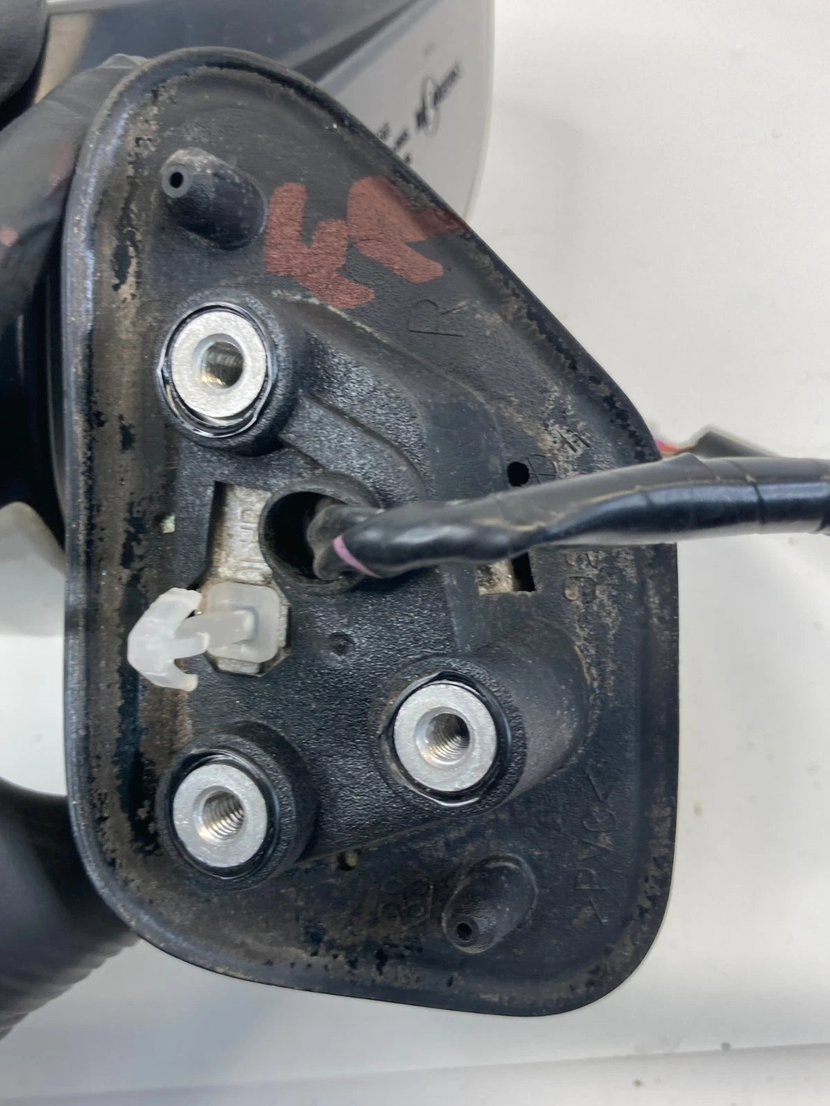 2010-2015 TOYOTA PRIUS RIGHT PASSENGER SIDE VIEW POWER DOOR MIRROR E4022865 OEM