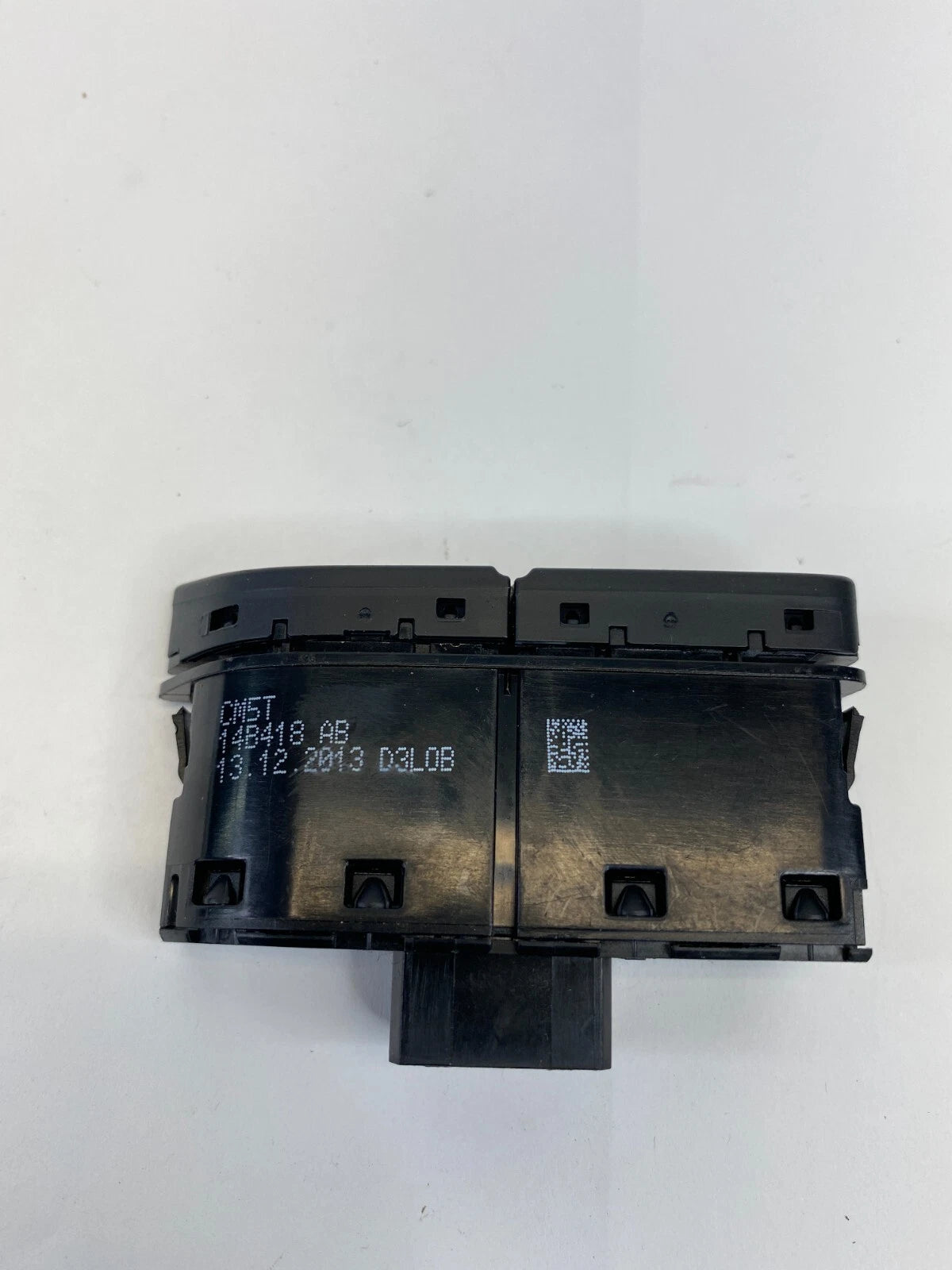 2013-2016 FORD ESCAPE REAR DEFROSTER CONTROL SWITCH BUTTON CM5T-14B418-AB OEM