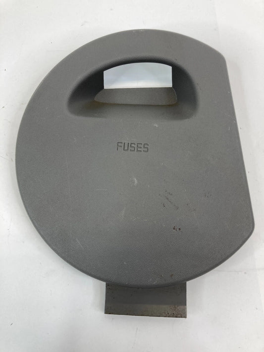 01-05 PONTIAC AZTEK RIGHT SIDE CENTER CONSOLE FUSE PANEL ACCESS COVER 10423046