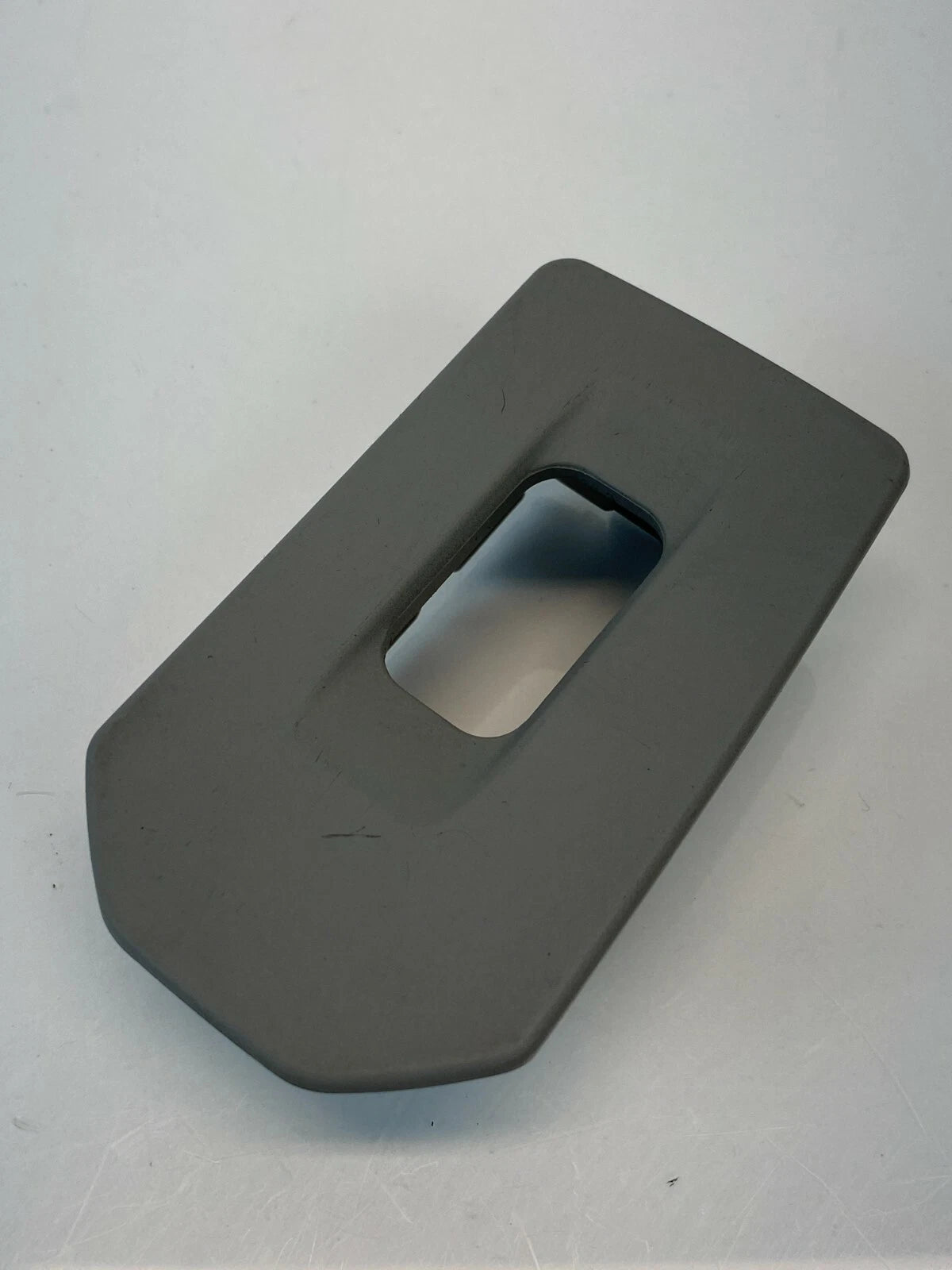 2003-2007 Cadillac CTS Rear Left Side Door Window Switch Trim Bezel 10300JL467