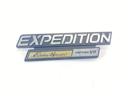 1997-2002 FORD EXPEDITION EDDIE BAUER TRITON V8 FENDER EMBLEM BADGE LOGO