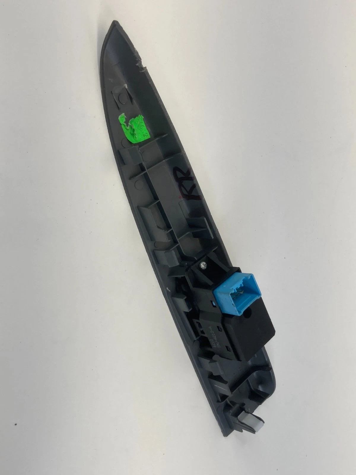 05-10 HONDA ODYSSEY REAR RIGHT SIDE DOOR WINDOW SWITCH W/ BEZEL 83740-SHJ-A010