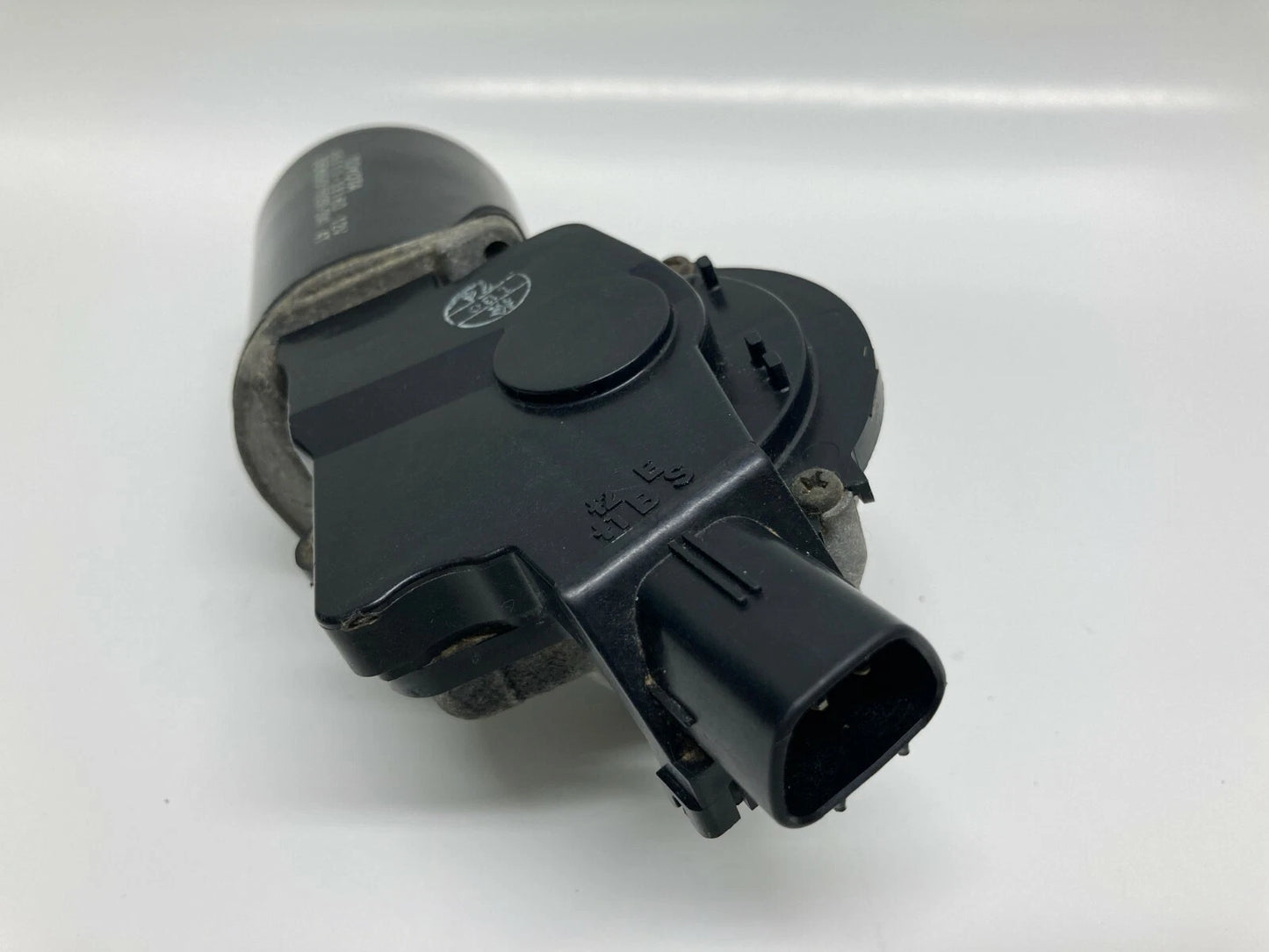 1997 1998 1999 2000 2001 LEXUS ES300 FRONT WINDSHIELD WIPER MOTOR 8511033160 OEM