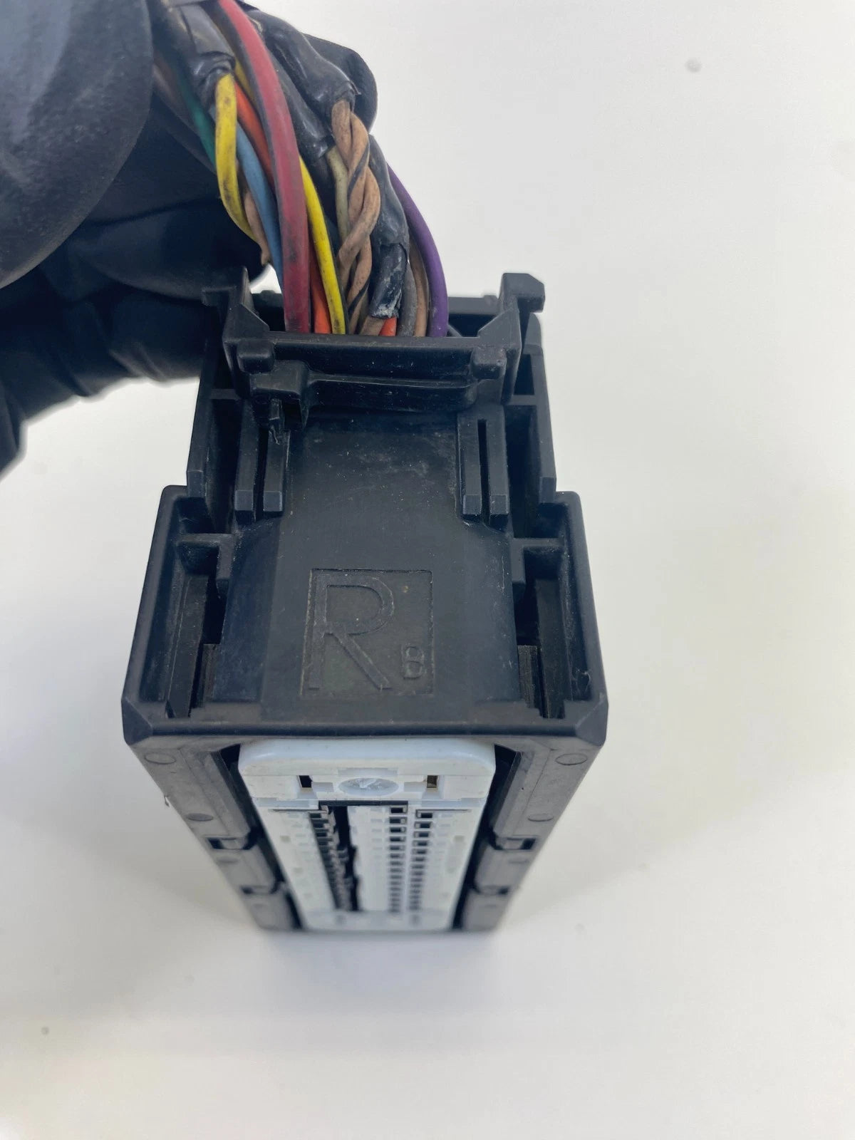 2010-2017 Chevrolet Equinox AT FWD ABS Anti Lock Brake Pump Plug Connector OEM