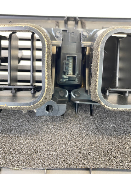 04 05 Honda Accord Dash Center A/C Air Vent Grille Trim Panel 77270-SDA-A010 OEM