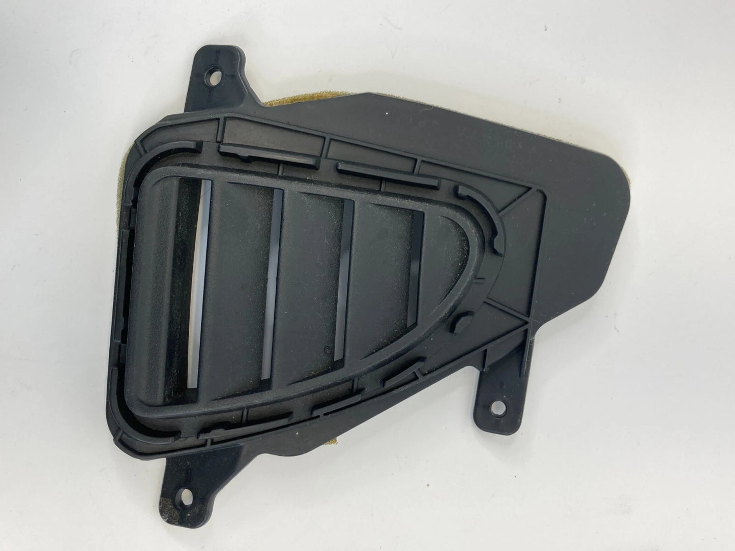 07-12 NISSAN VERSA UPPER DASH RIGHT SIDE AC VENT DEFROST GRILLE 68740-EL00A OEM