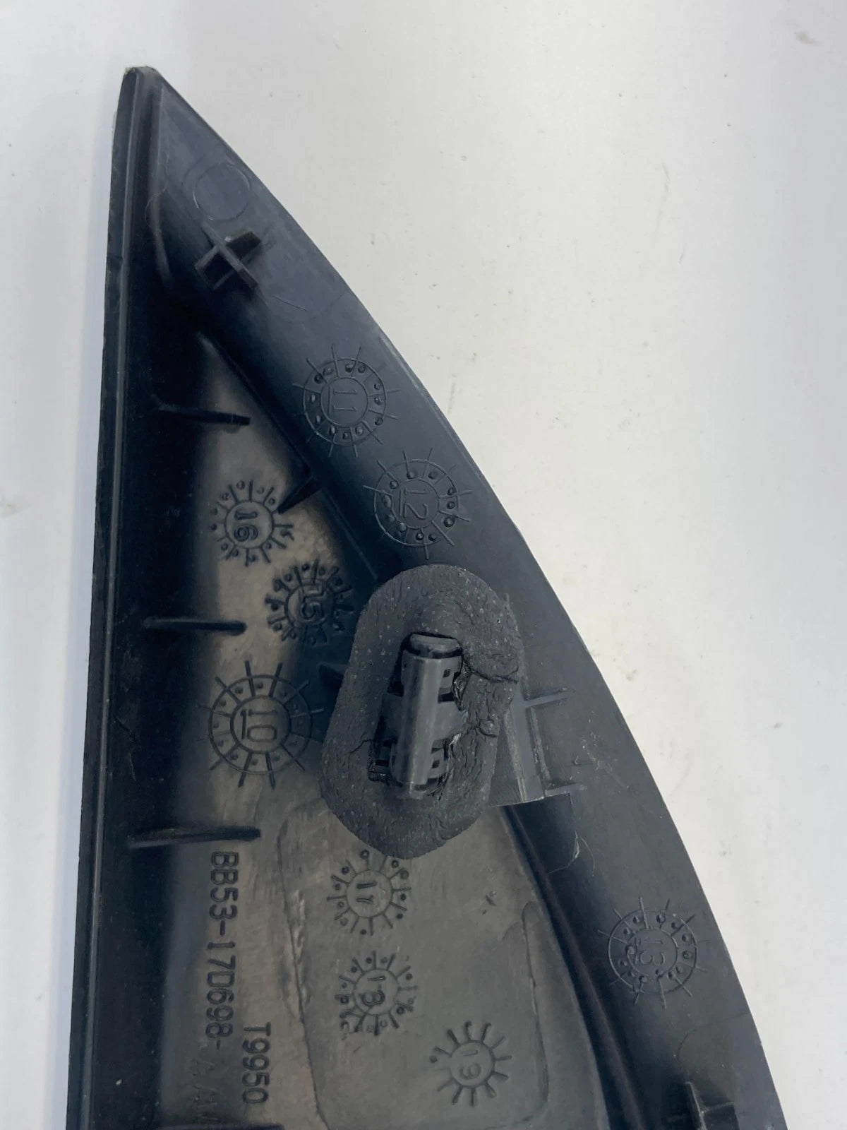 16-19 FORD EXPLORER POLICE INTERCEPTOR FRONT RIGHT DOOR MIRROR TRIM COVER CORNER