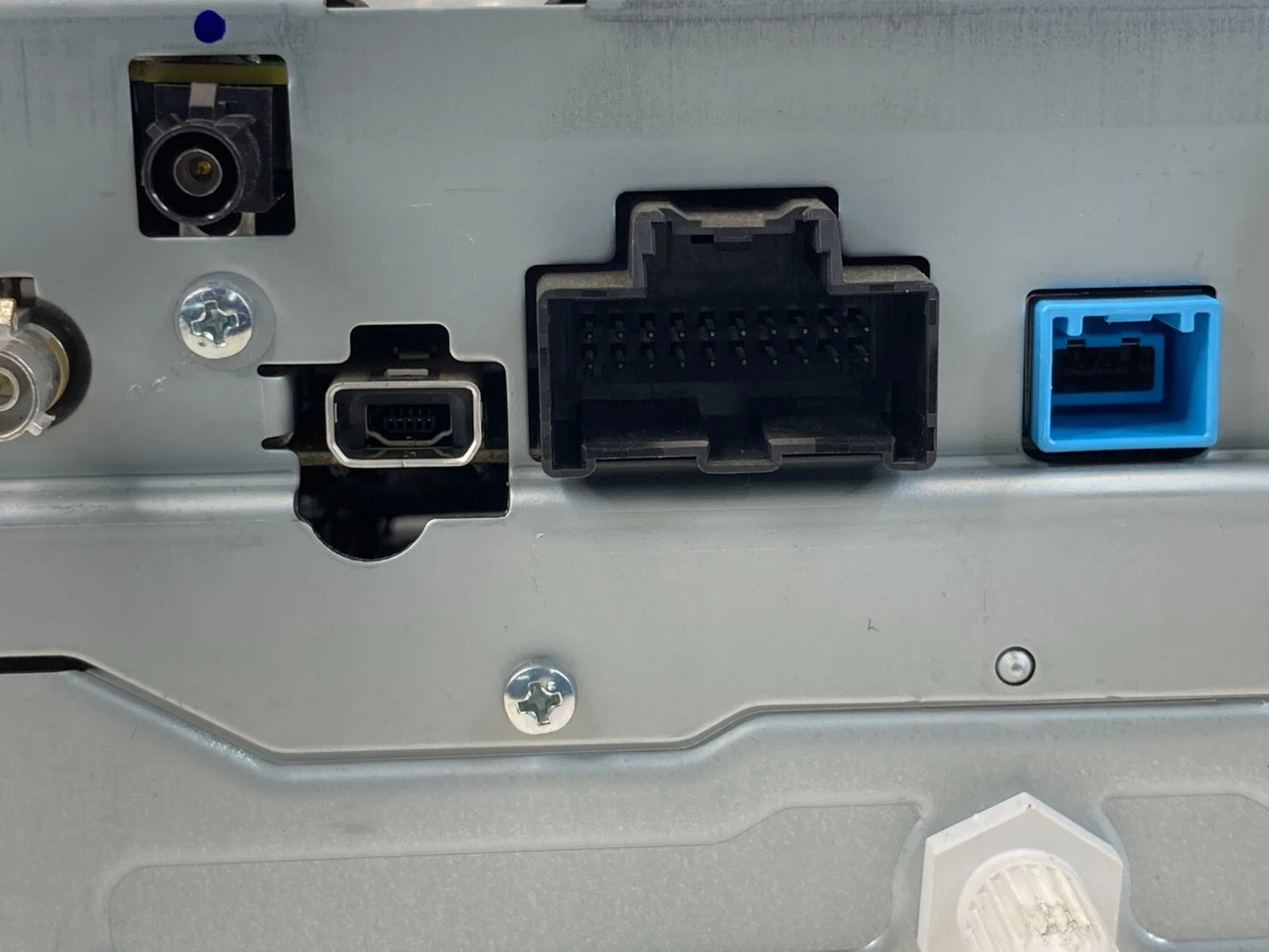 2014-2016 Chevrolet Malibu Radio AM/FM CD Disc Player Stereo Receiver 23495272