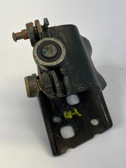2005-2010 HONDA ODYSSEY LEFT CENTER DOOR SLIDING DOOR ROLLER OEM