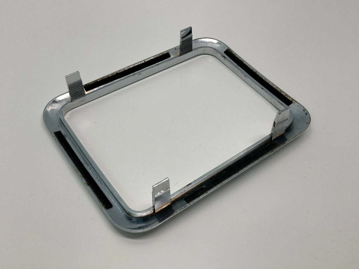 2004 2005 2006 2007 2008 CHRYSLER PACIFICA FLOOR SHIFT SHIFTER BEZEL TRIM OEM