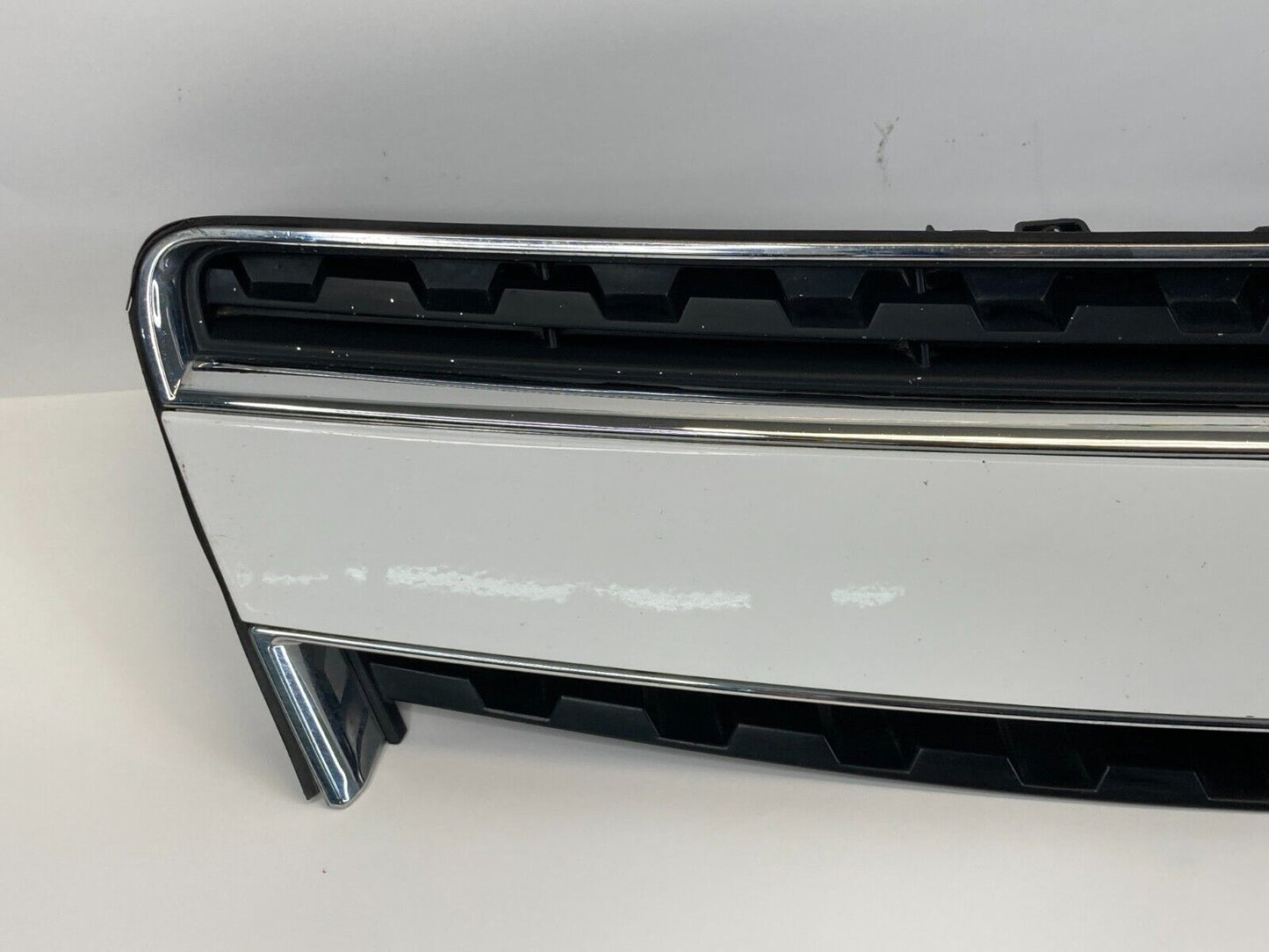 12 13 14 15 Chevrolet Captiva Sport Front Upper Grill Grille Assembly 25911312