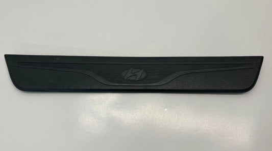 11-13 HYUNDAI ELANTRA FRONT LEFT DRIVER DOOR STEP SILL SCUFF PLATE 858723Y000 US