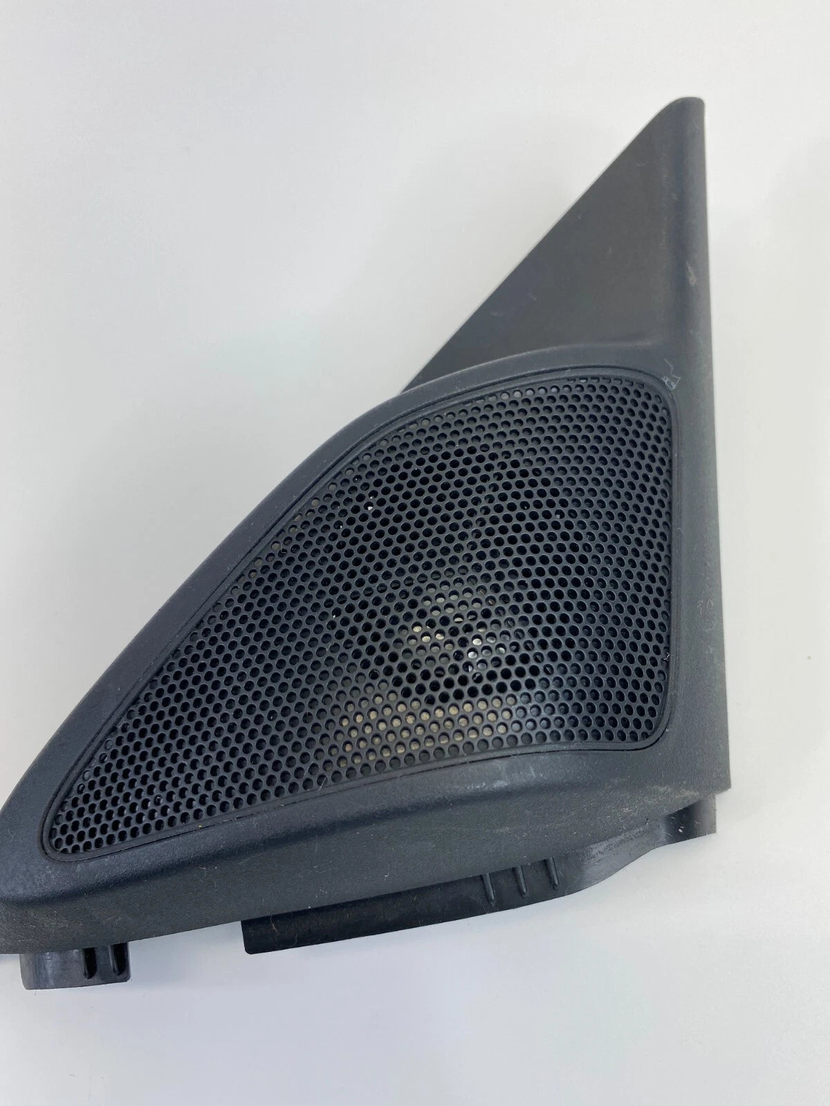 2010 2011 HONDA ACCORD CROSSTOUR RIGHT PASSENGER DOOR MIRROR TWEETER TRIM COVER