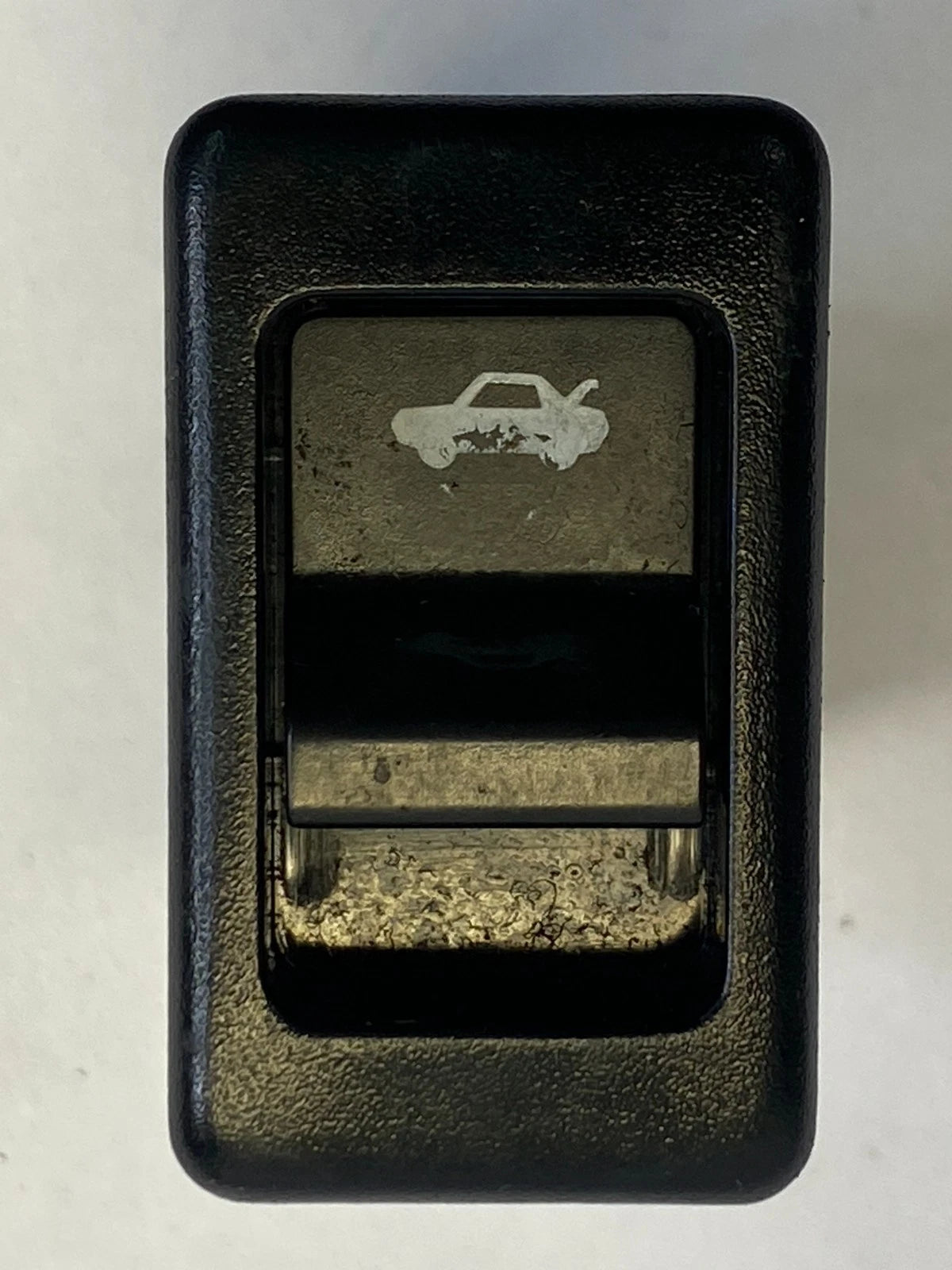 2007-2012 NISSAN ALTIMA SEDAN REAR TRUNK LID OPEN RELEASE CONTROL SWITCH OEM