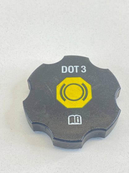 2000-2007 CHEVY MONTE CARLO BRAKE MASTER CYLINDER FLUID RESERVOIR CAP COVER LID