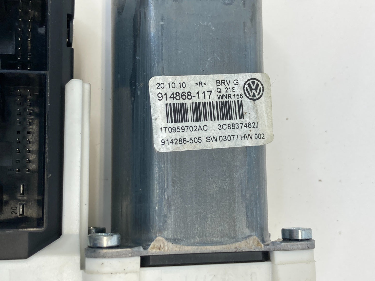 2009-2012 Volkswagen CC Front Right Side Door Power Window Motor 3C8-837-462-J