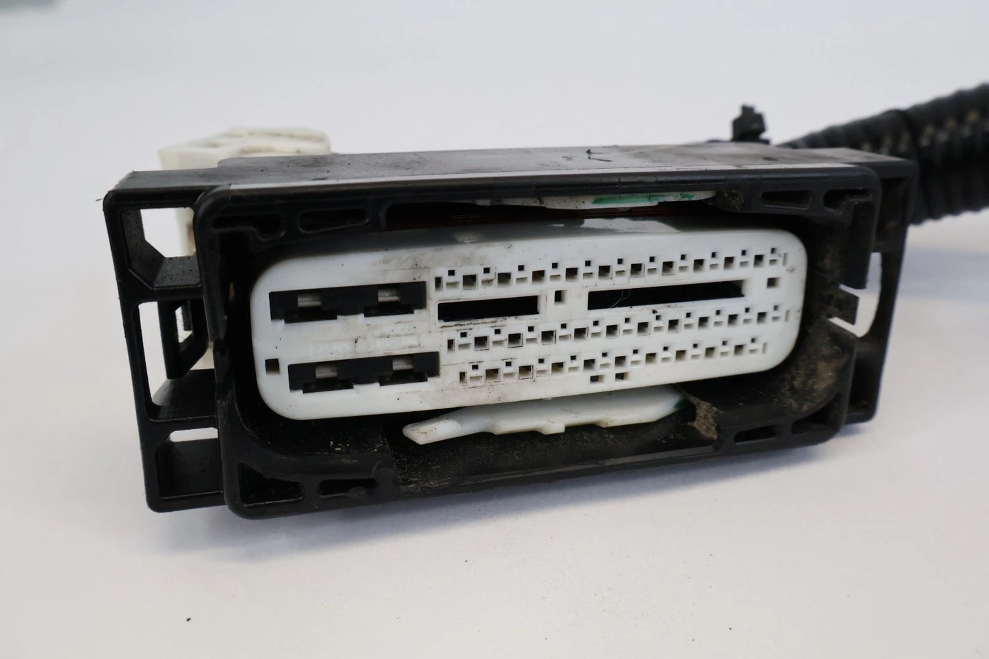 2008-2010 HONDA ACCORD SEDAN 2.4L AT FWD ABS PUMP ANTI LOCK BRAKE CONNECTOR PLUG
