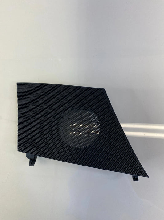 10-15 TOYOTA PRIUS FRONT LEFT INSTRUMENT PANEL SPEAKER GRILLE COVER 55472-47020