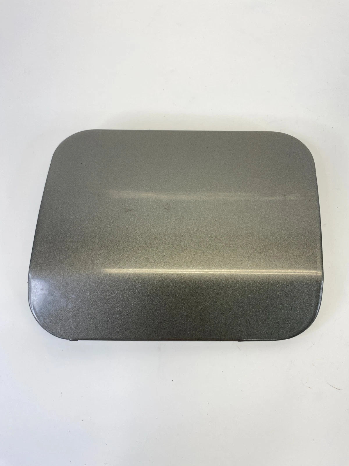 2005-2010 CHRYSLER 300 SEDAN FUEL FILLER DOOR GAS TANK CAP COVER LID OEM