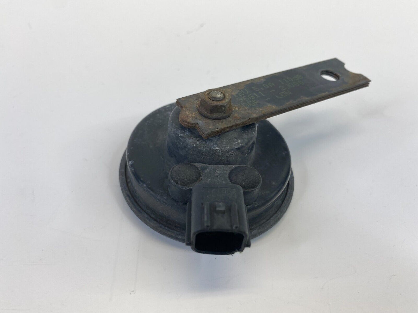 2009-2011 Kia Borrego Low Note Horn Tone Signal Alarm Siren 96611-2J000 OEM