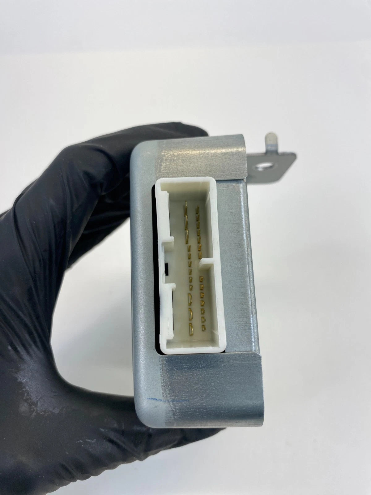 2002 03 Lexus ES300 04-06 ES330 HeadLamp Leveling Control Module 89960-33091 OEM