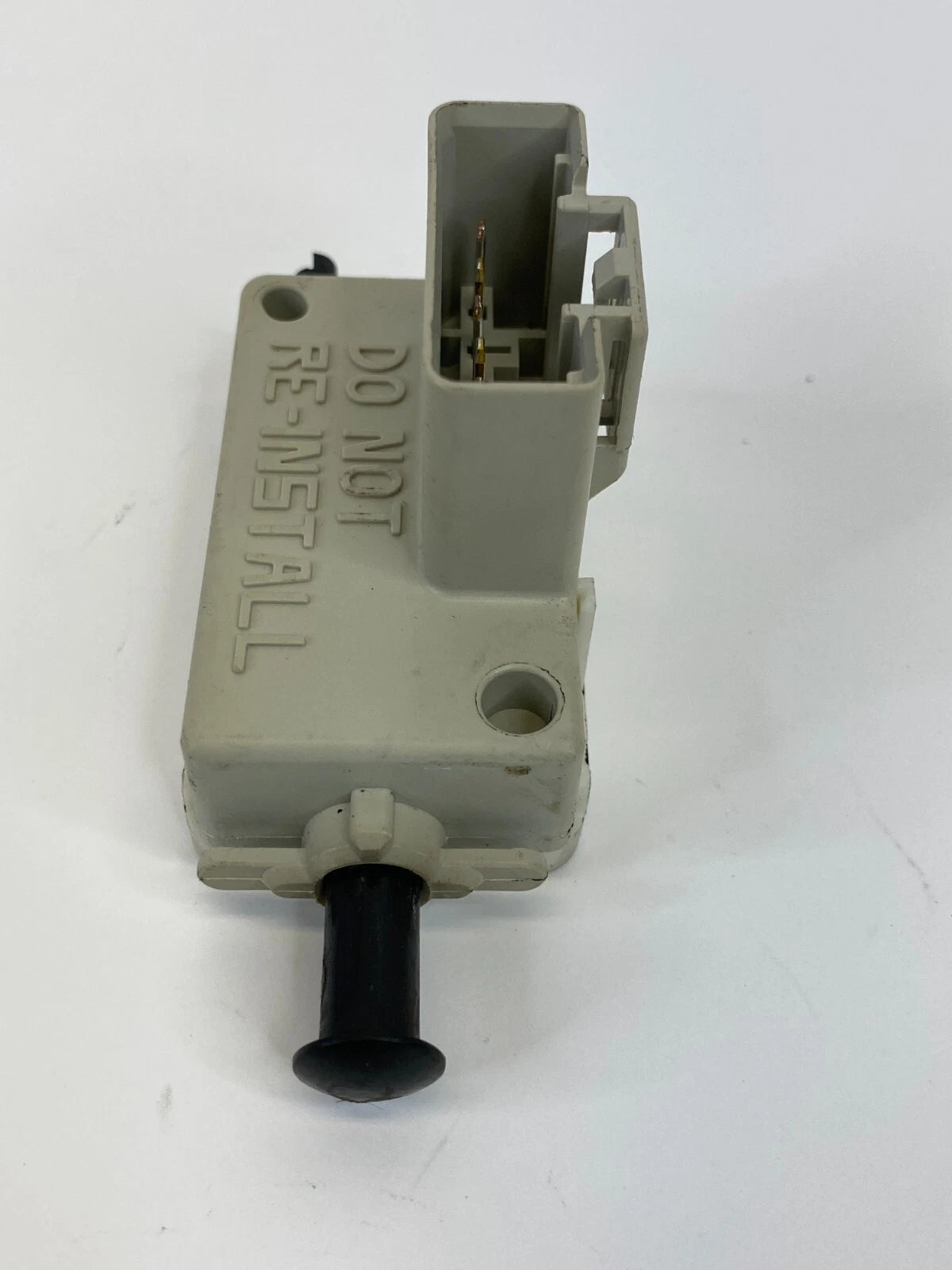 07-11 DODGE NITRO 2009 JOURNEY BRAKE LIGHT LAMP STOP BUTTON SWITCH 56045043AG